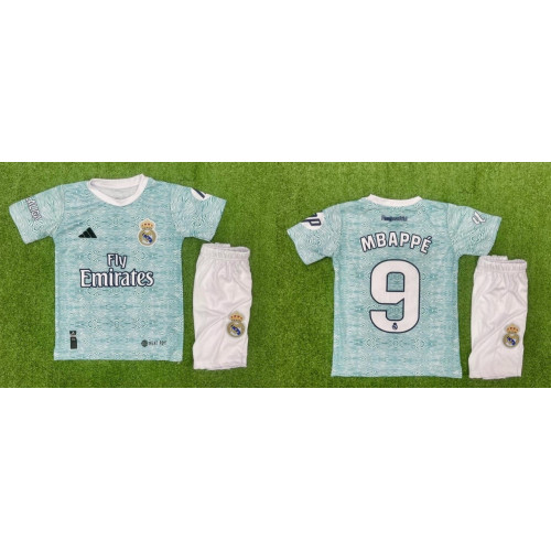 8240 Детски футболен комплект REAL MADRID MBAPPE 9